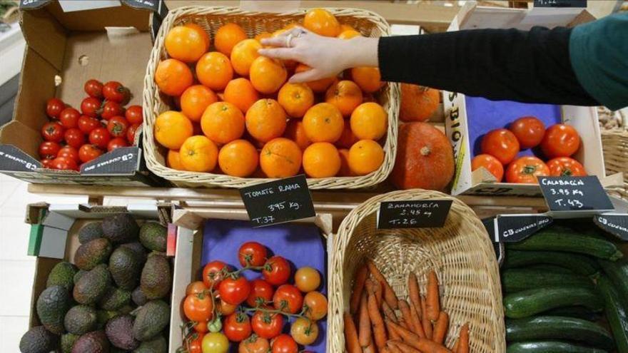 Italia cierra las basuras a los alimentos sobrantes