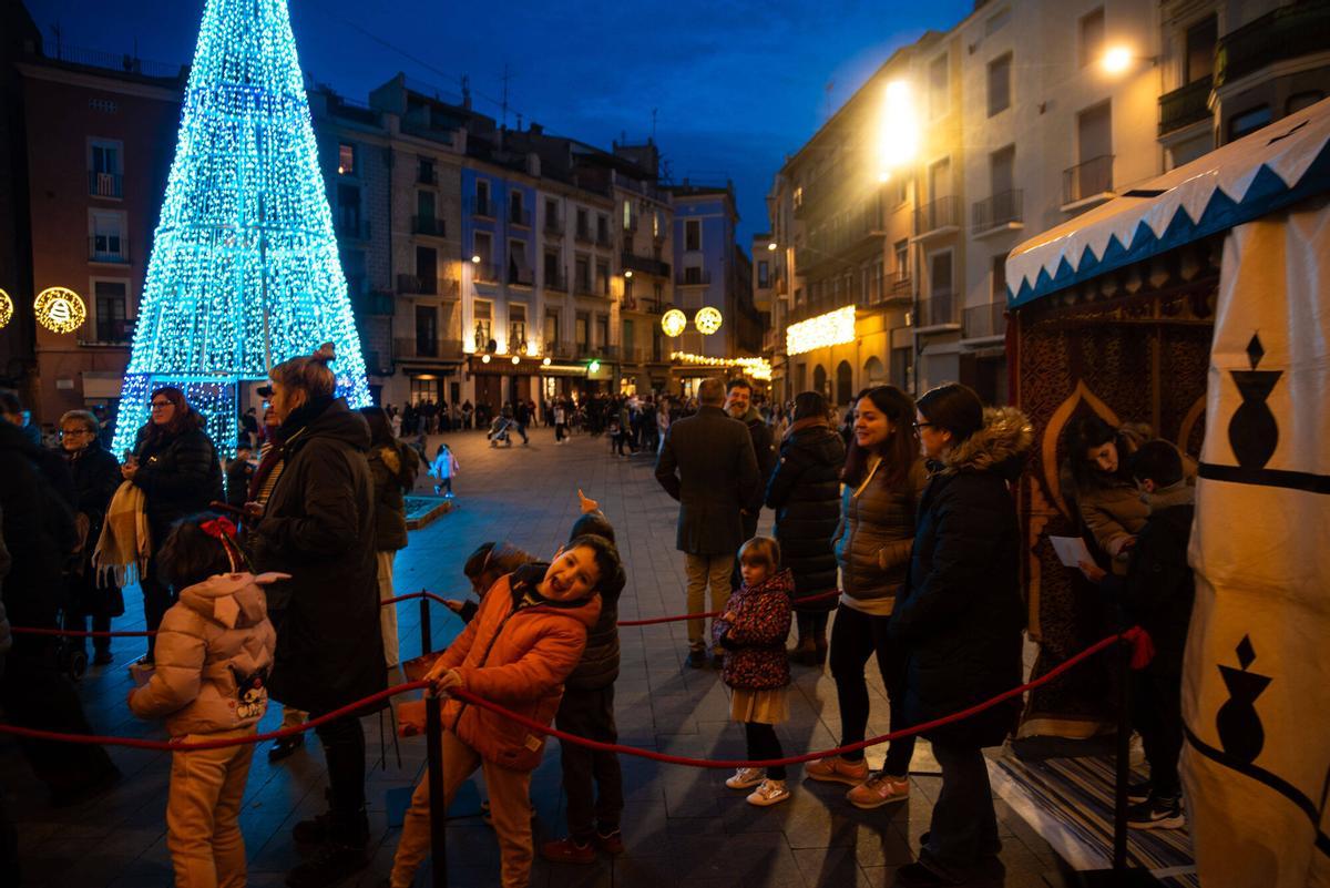 Així ha estat l'arribada del Príncep Assuan a Manresa