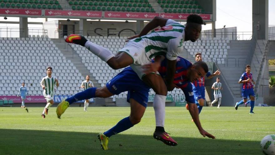 El Córdoba B se deja dos puntos ante el Extremadura