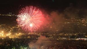 El priomusical de fin de la Mercè visto desde el Turó de la Rovira. 