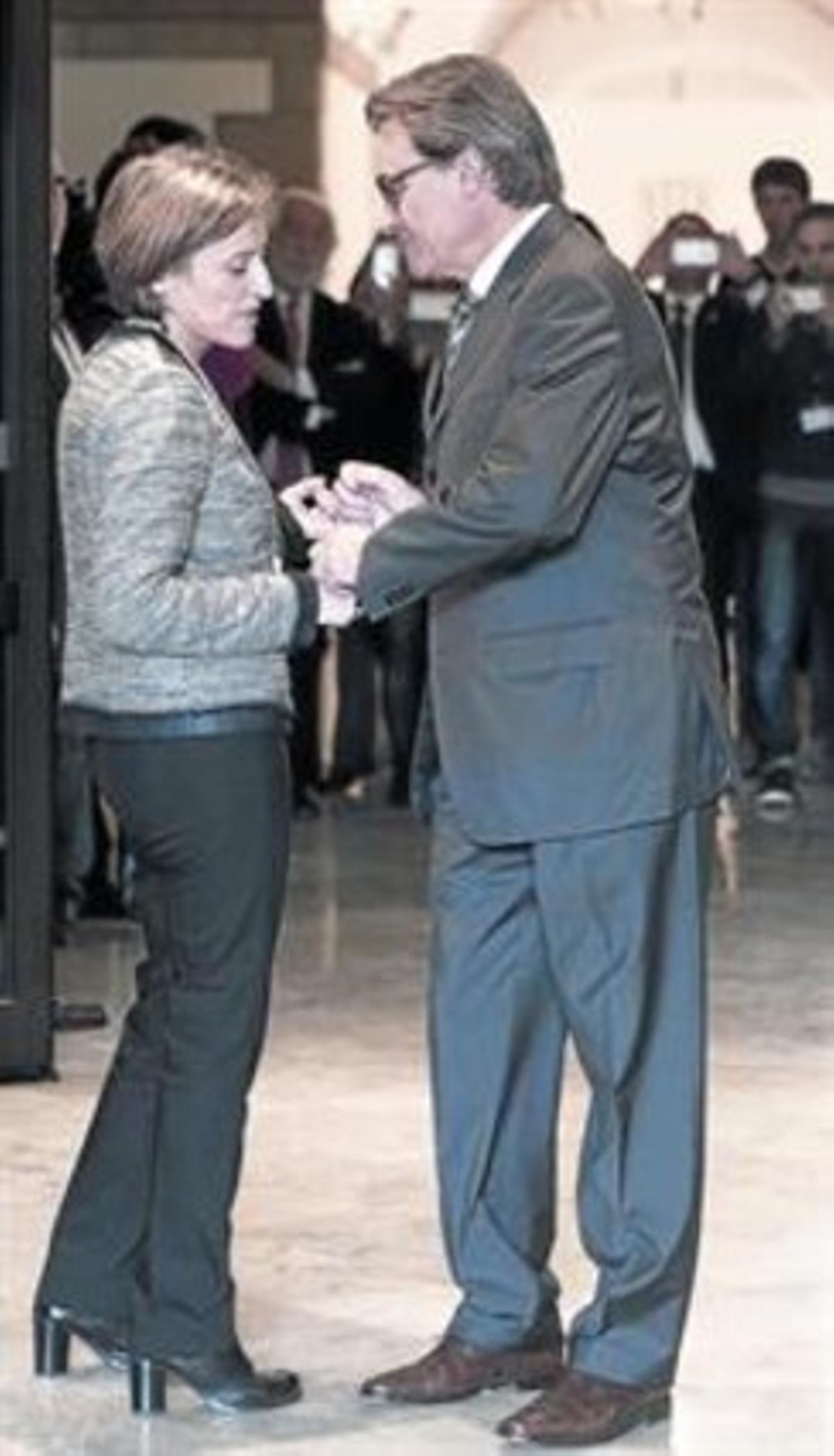 Carme Forcadell i Artur Mas, tras el ple de constitució del Parlament.