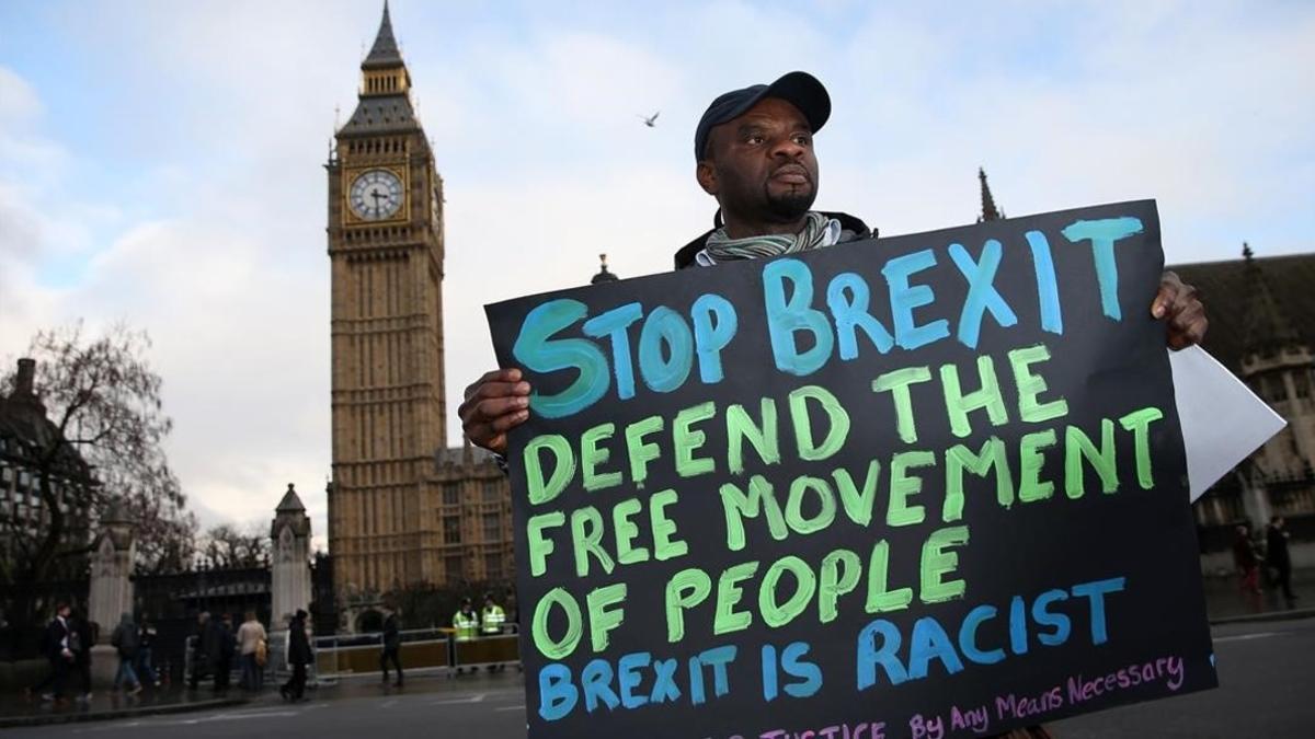 Un manifestante contra el 'brexit' y a favor de la libre circulación.