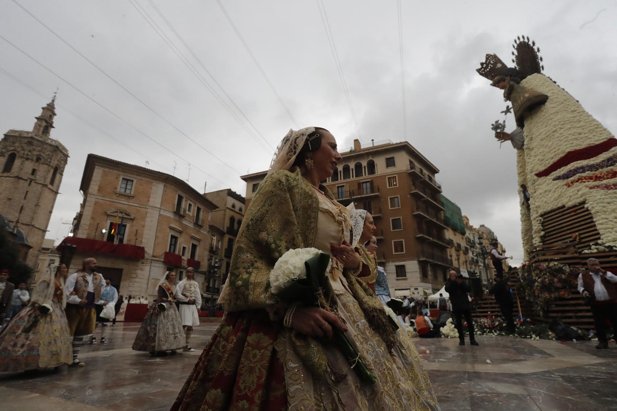 Búscate en el segundo día de ofrenda por la calle de la Paz (entre las 17:00 a las 18:00 horas)