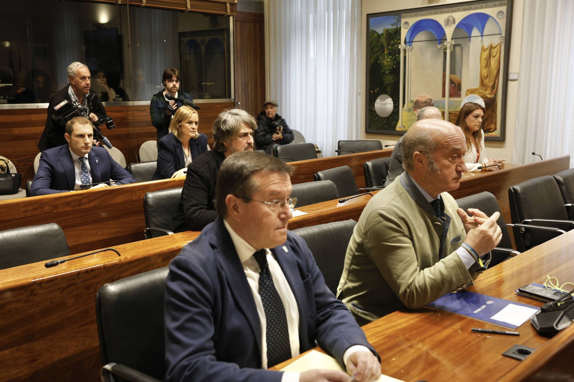 EN IMÁGENES: Así fue la votación para formar la comisión de investigación sobre el accidente minero de Cerredo en  la Junta.
