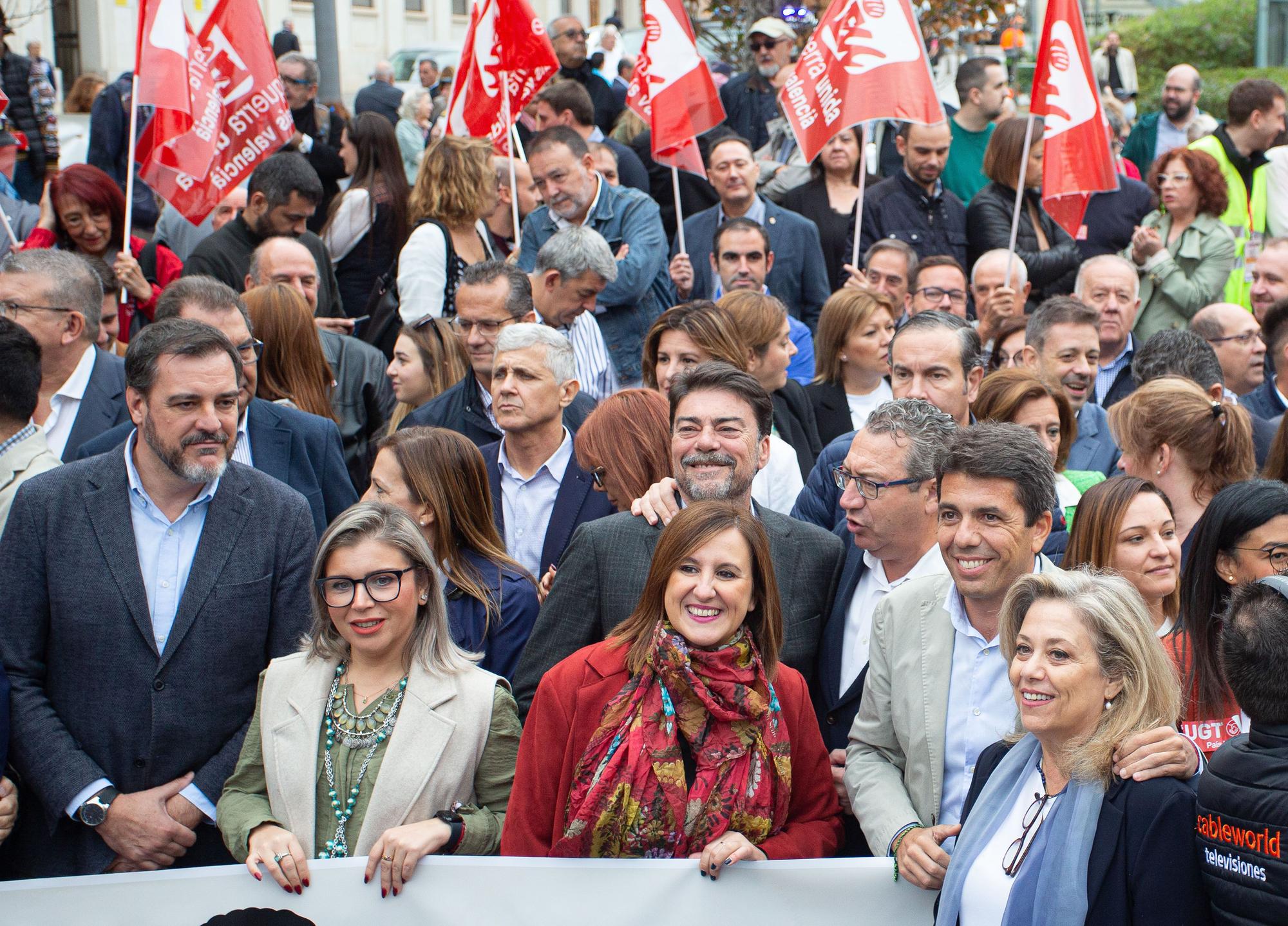 Concentración para reclamar una financiación justa para la provincia de Alicante