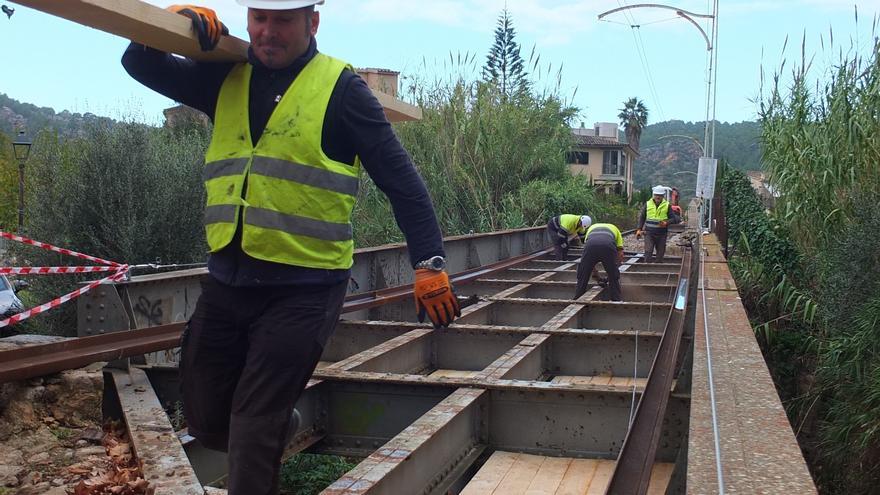 Dos frentes de obras para renovar las vías del tren y el tranvía de Sóller