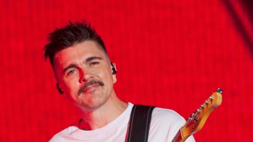 Els grans èxits de Juanes calen foc a la platea