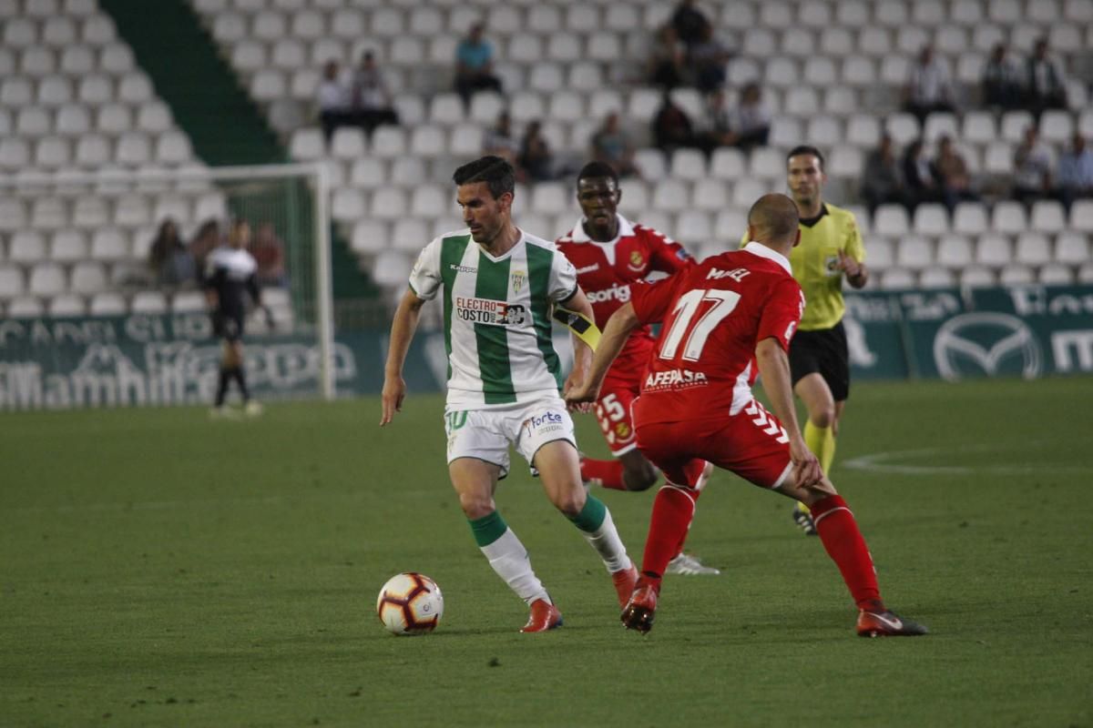 Las imágenes del Córdoba C.F.-Nastic