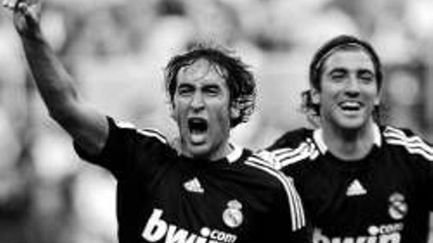 Raúl e Higuaín lideran el ´punch´ del Real Madrid