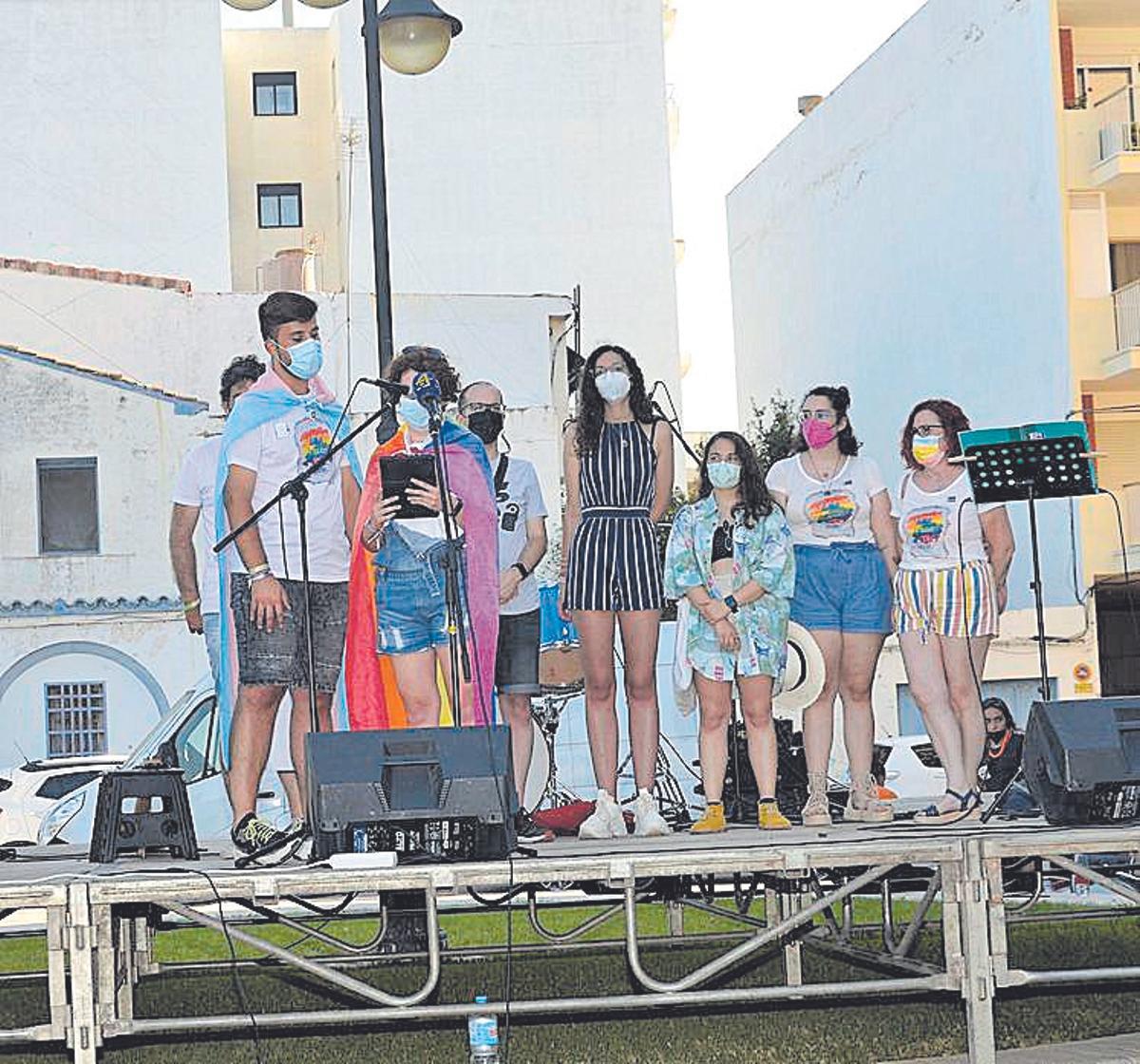 Un año más la playa albergará el Moncofa Orgull.