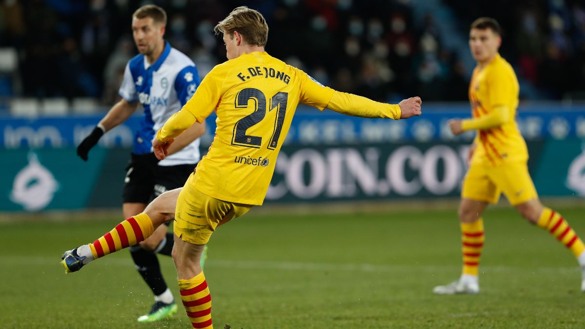 Frenkie De Jong, vital ante el Alavés