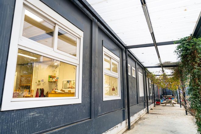 Escuela en barracones en Barcelona, este curso.
