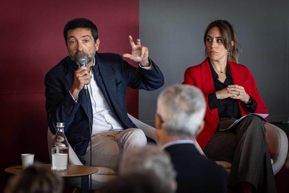 Manel Rodríguez (ALAS Vivienda Asequible) y Núria Lambea, doctora en derecho por la Universitat Robert i Virgili especializada en vivienda social(URV)