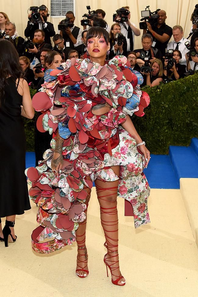 Rihanna en la gala Met