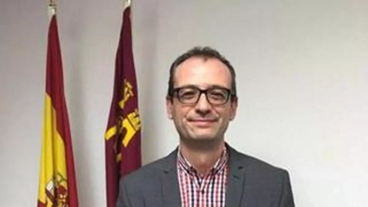 Víctor Marín Navarro, nuevo consejero de Educación: director en la sombra