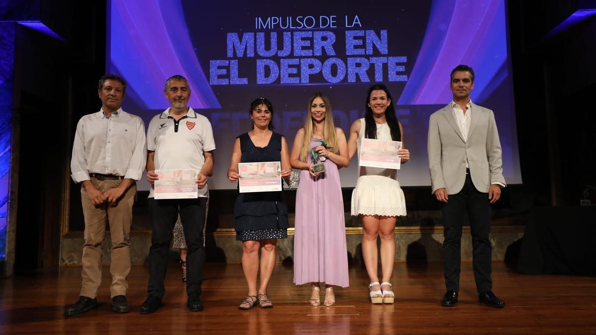 El Salduie Hockey Sala, premio al impulso del deporte femenino