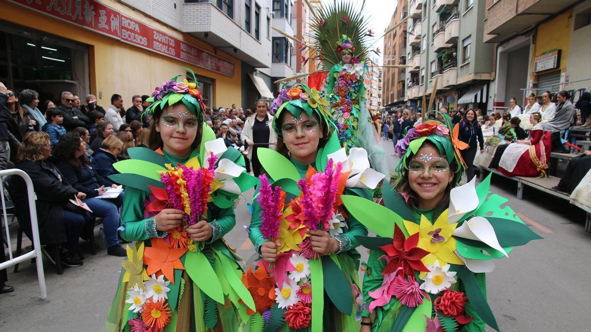 Las mejores imágenes de la Cabalgata del Ninot Infantil de Burriana 2026
