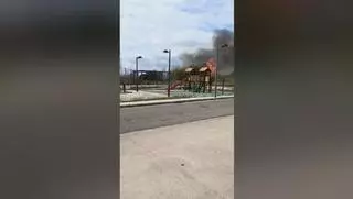 Declarado un incendio junto al Puerto de València