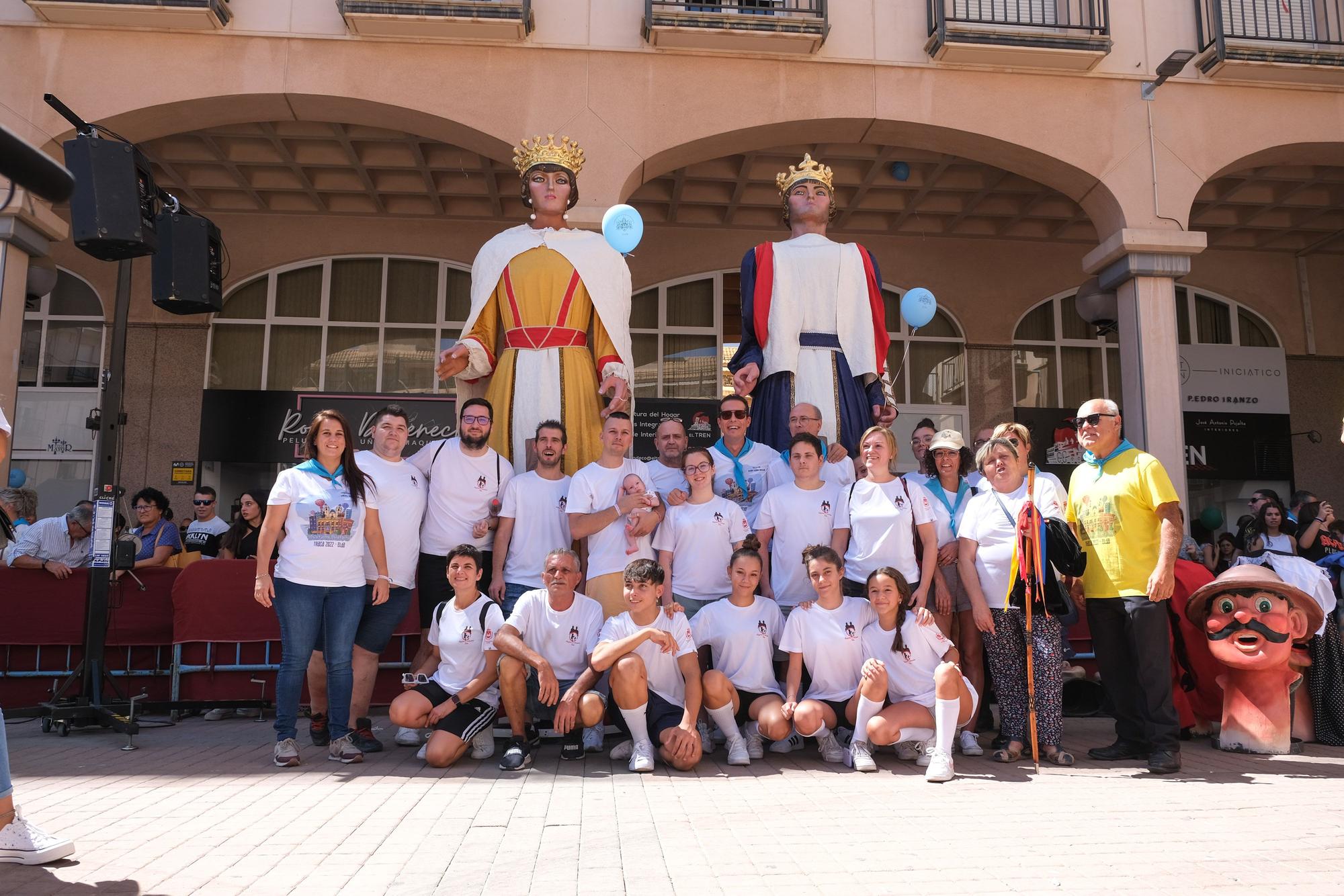 Así ha sido el "Correr la traca" y la suelta de globos de las Fiestas Mayores de Elda