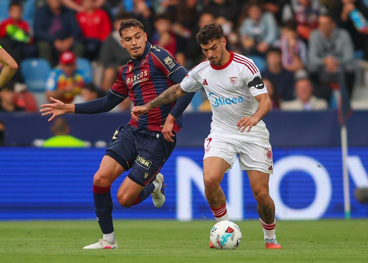 Todas las fotos del Levante - Sevilla en el Ciutat de València