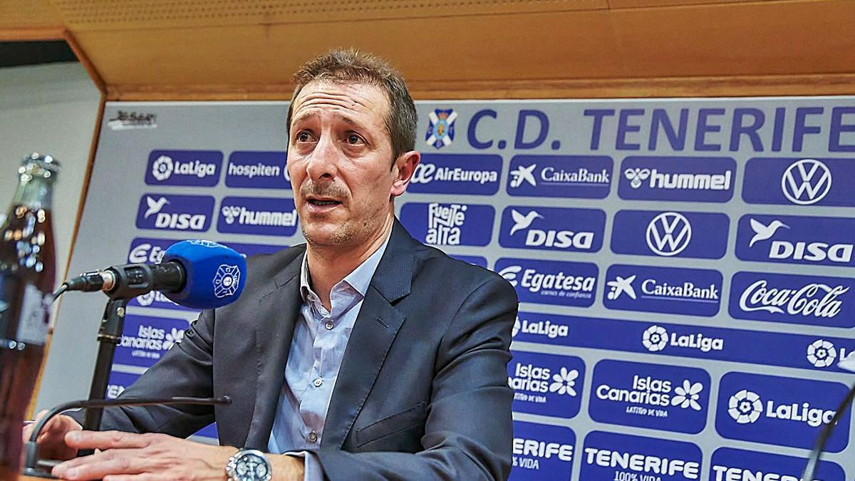 Luis Miguel Ramis, en la sala de prensa del estadio Heliodoro Rodríguez López.