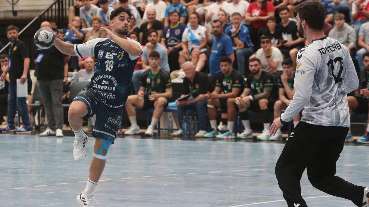 Quique Domínguez: «Hemos cogido a tiempo el ritmo en casa»