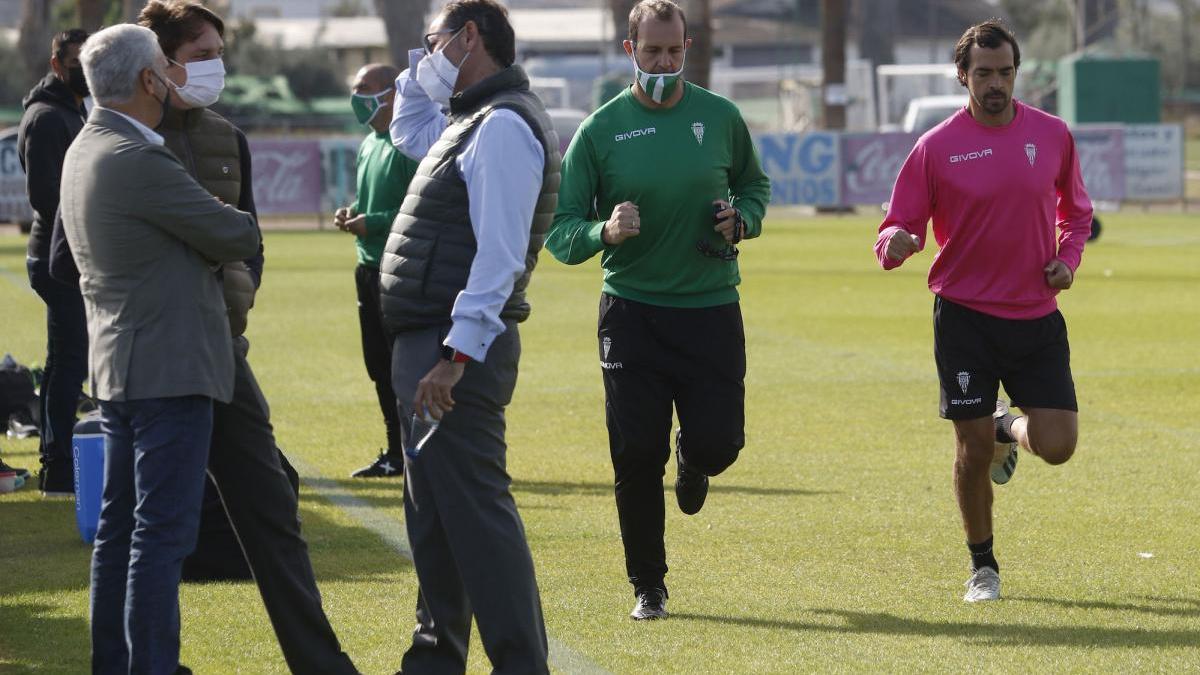 El Córdoba CF mantiene la sonrisa por su inicio liguero