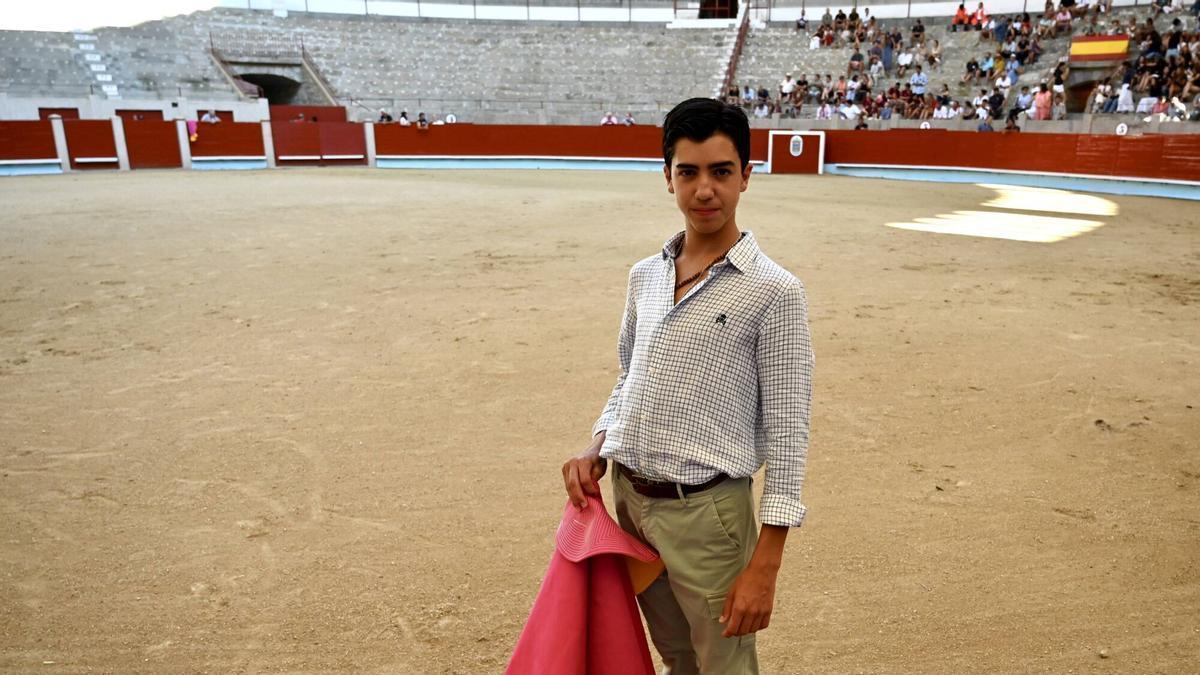 Marco Pérez, ejerciendo el pasado mes de director de lidia en la becerrada de peñas.