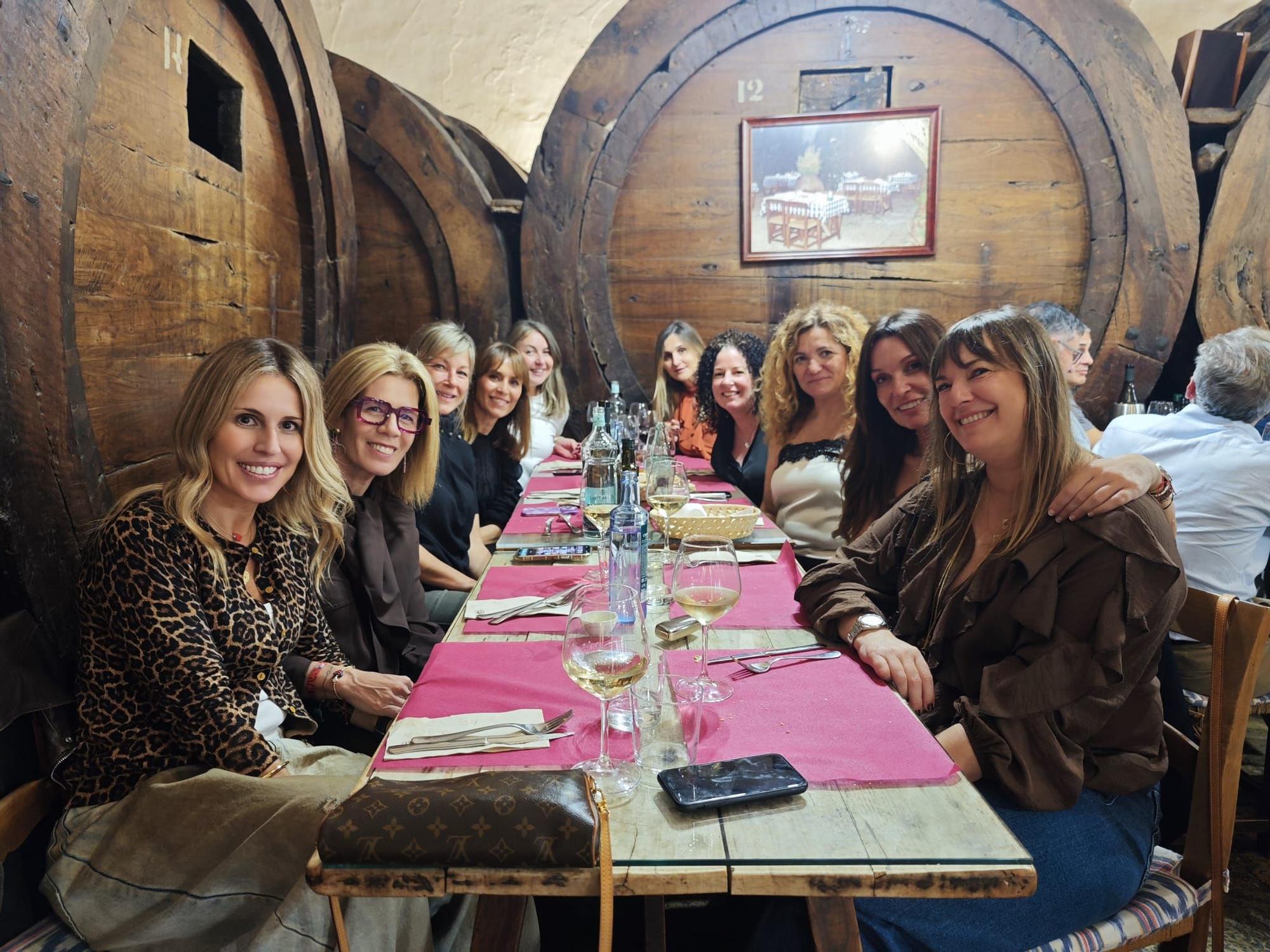 DIMECRES BO | La gente de Inca arranca la fiesta con una comida entre amigos