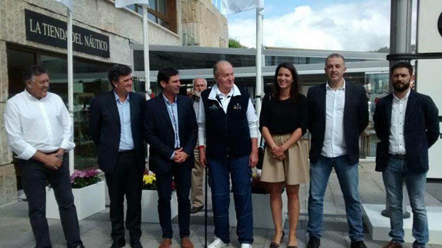 El rey Juan Carlos a su llegada a Sanxenxo esta mañana // Gustavo Santos