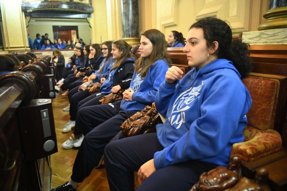 Recepción a Maristas en el Concello de A Coruña