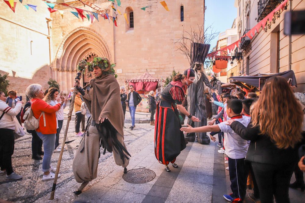 Orihuela rescata su pasado en su tradicional Mercado Medieval