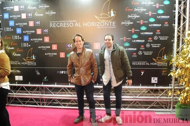 Estreno de 'Regreso al horizonte' en el cine Rex