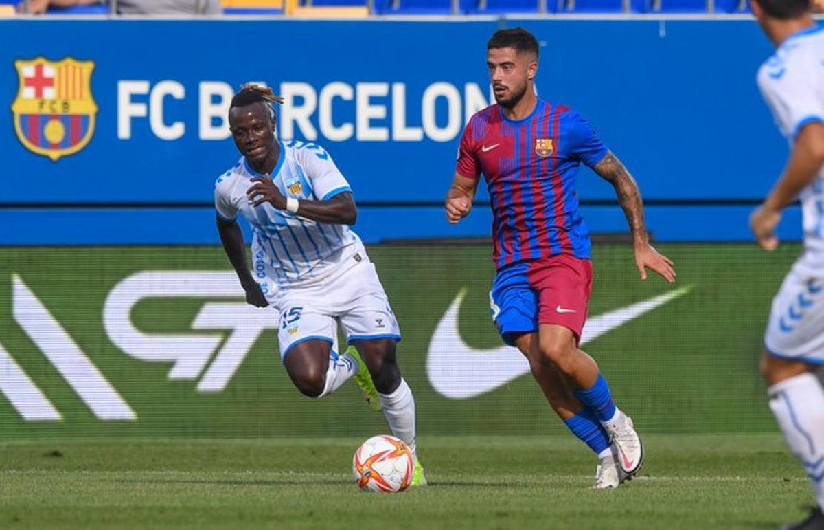 L’àrbitre denuncia a l’acta insults racistes contra un jugador del Costa Brava en el duel amb el Barça B