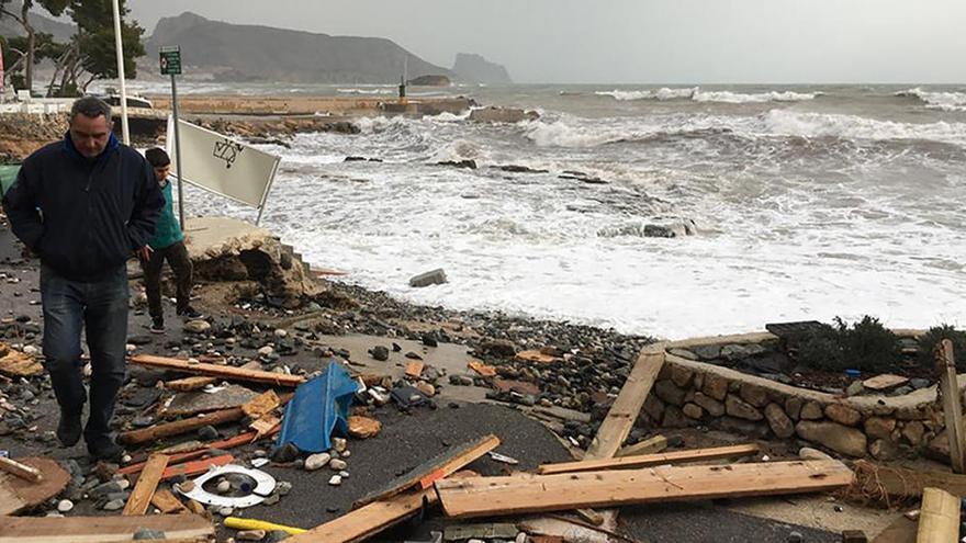 La Policía Local de Altea atiende más de 200 avisos de emergencia por el temporal con vientos de 132 km/hora