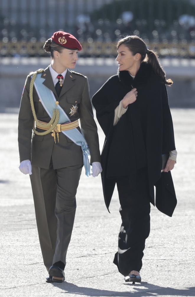 La princesa Leonor y la reina Letizia en la Pascua Militar 2024