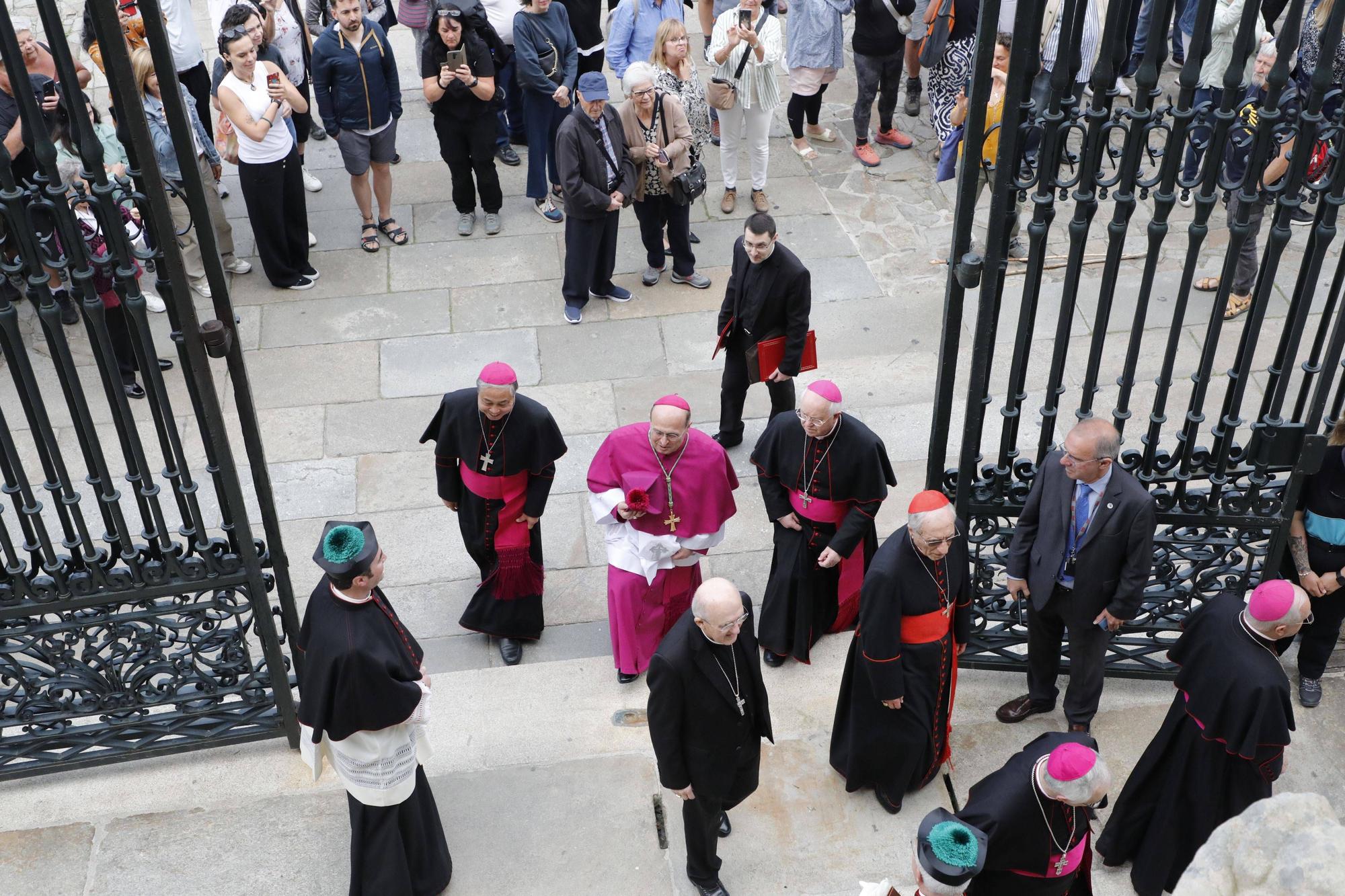 Ceremonia de toma de posesión del nuevo arzobispo de Santiago, monseñor Prieto