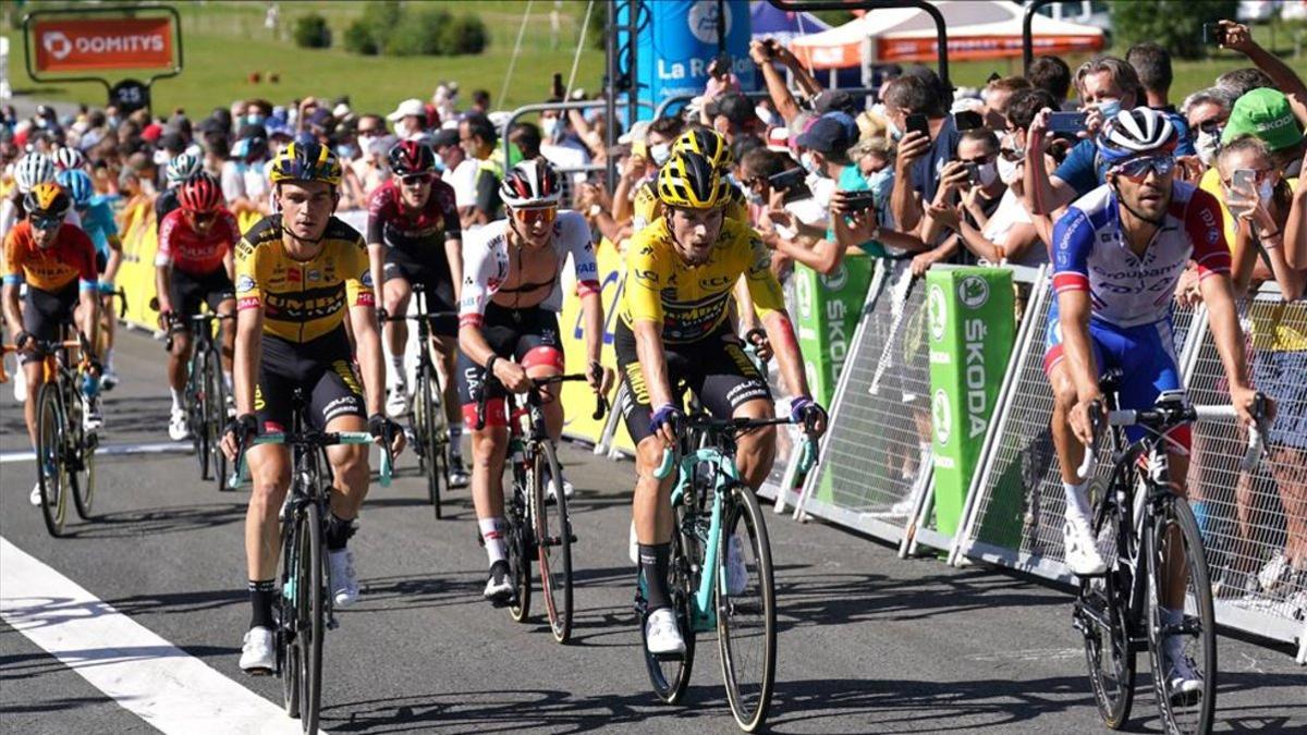 Roglic mantiene el jersey amarillo en la Dauphiné