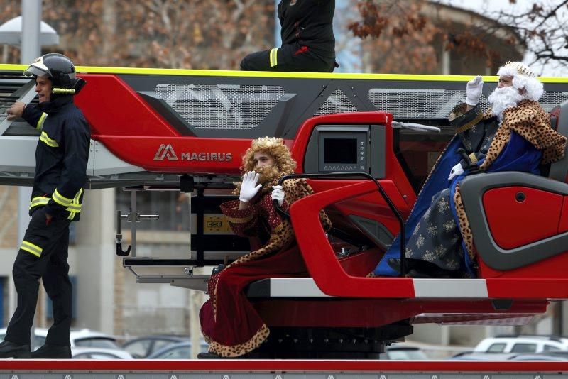 Los Reyes Magos visitan a los niños del Servet