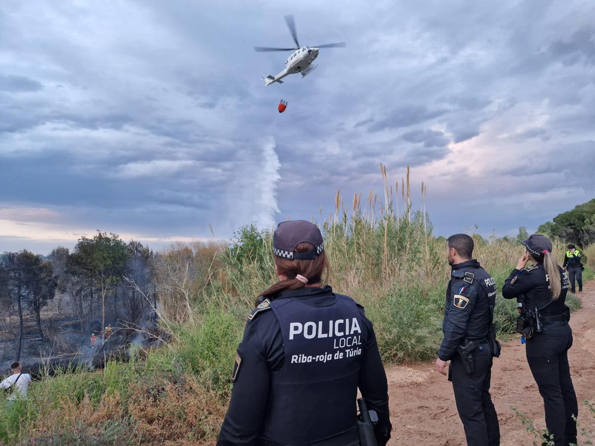 Un incendio en Riba-roja en una imagen de archivo.