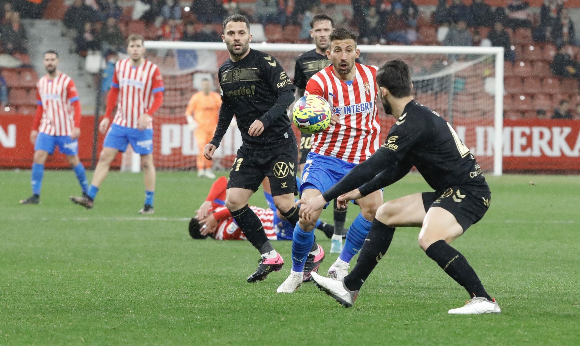 Así se vivió el encuentro entre el Sporting y el Tenerife