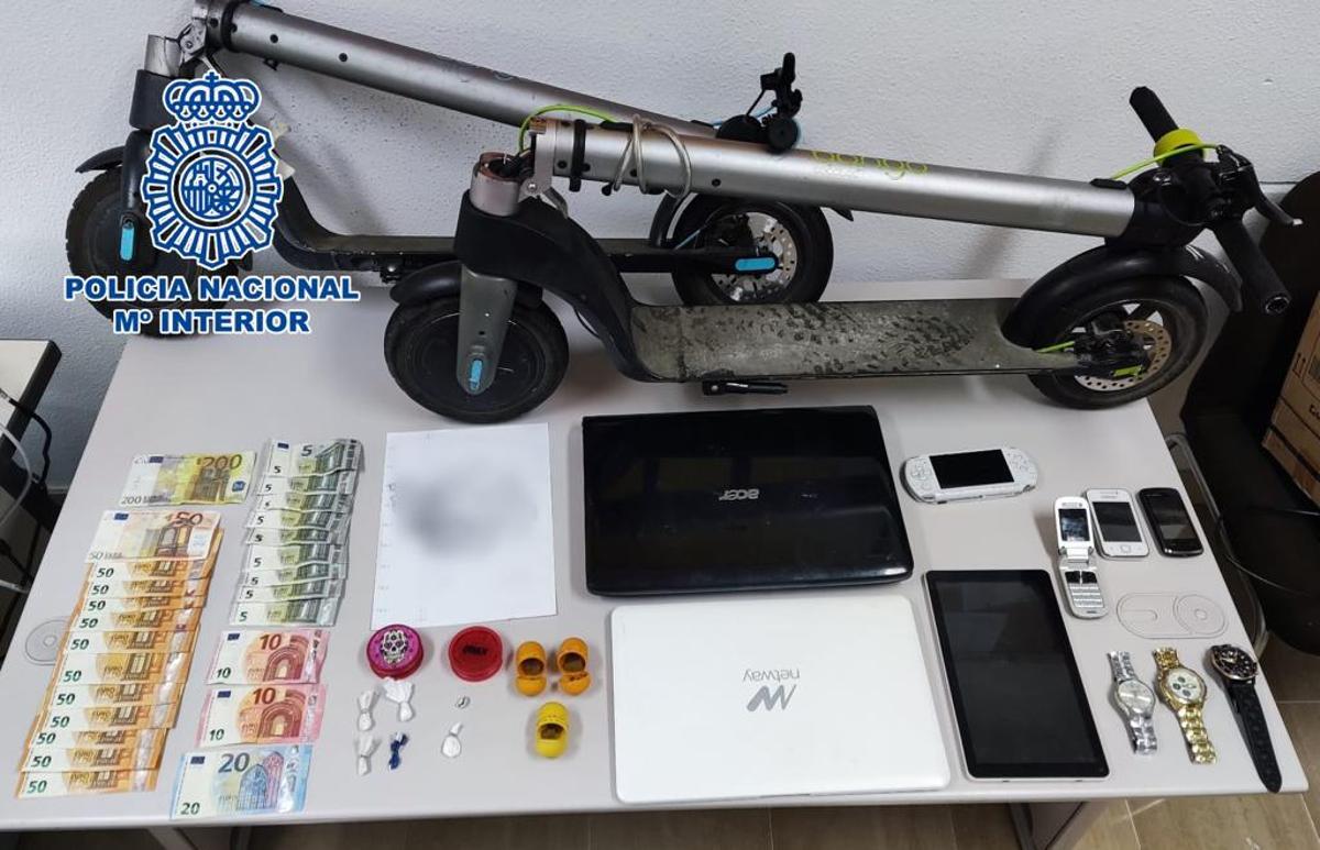 Efectos incautados en los controles de la Policía en Alicante.