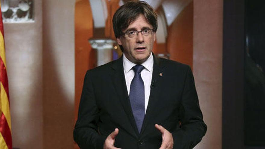 Puigdemont acusa al Estado de desconectar de Cataluña