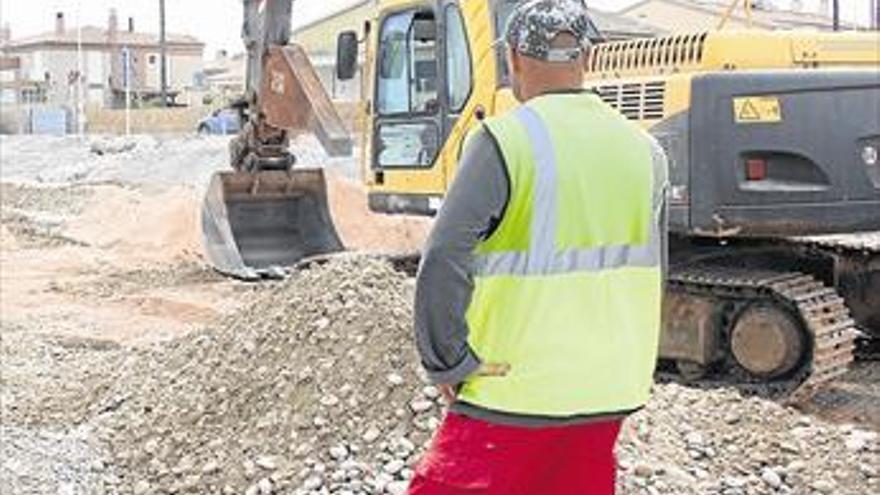 Almassora retirará las vallas de la playa a mitad de junio