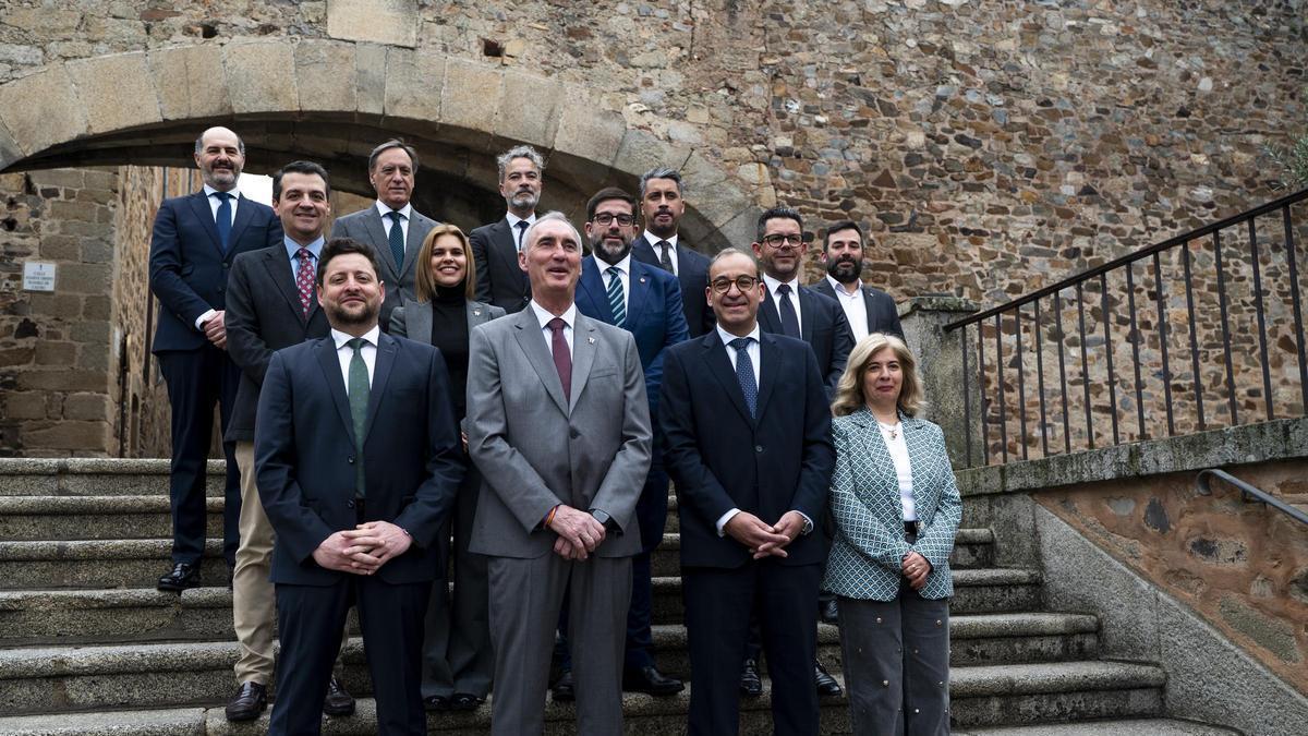 Representantes del Grupo de Ciudades Patrimonio, en la reunión que acogió Cáceres el pasado marzo.