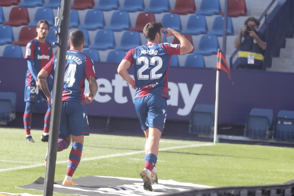 Las imágenes del Levante UD - Elche CF