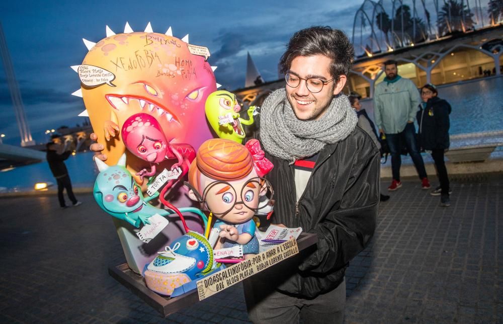 Primera jornada de entrega de Ninots en las Fallas 2019