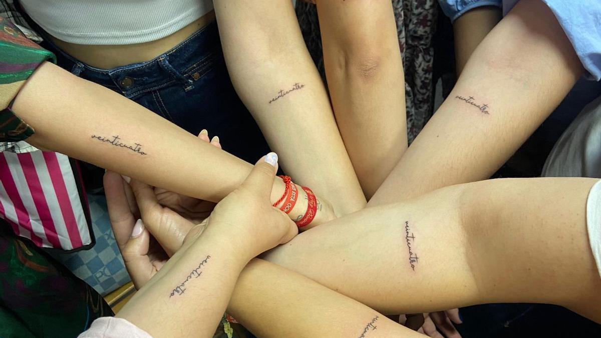 Cuando las Hogueras de Alicante se llevan en la piel: el tatuaje viral de la Bellea del Foc 2024 y sus damas