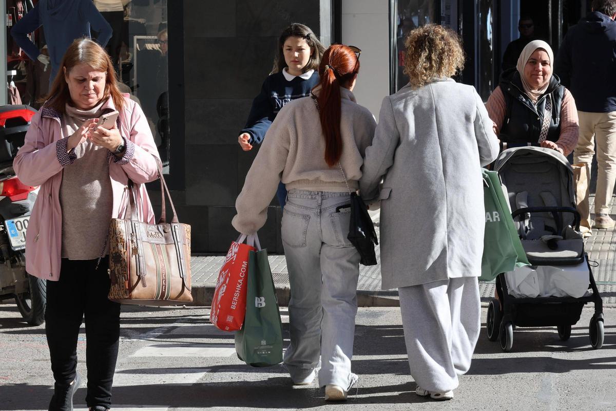 Mira aquí todas las fotos del primer día de rebajas en Ibiza