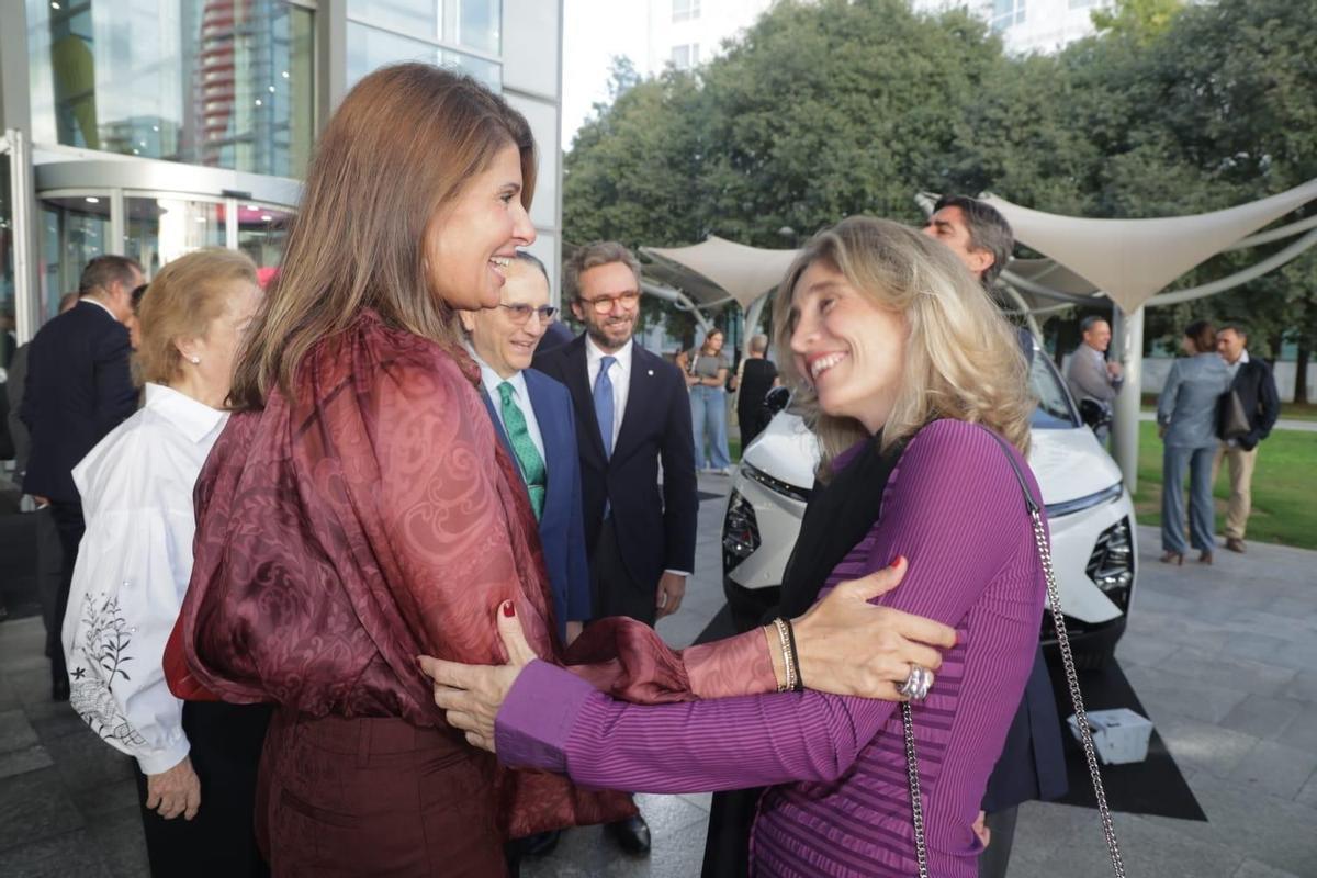 Esther Pastor y Ainhoa Moll.